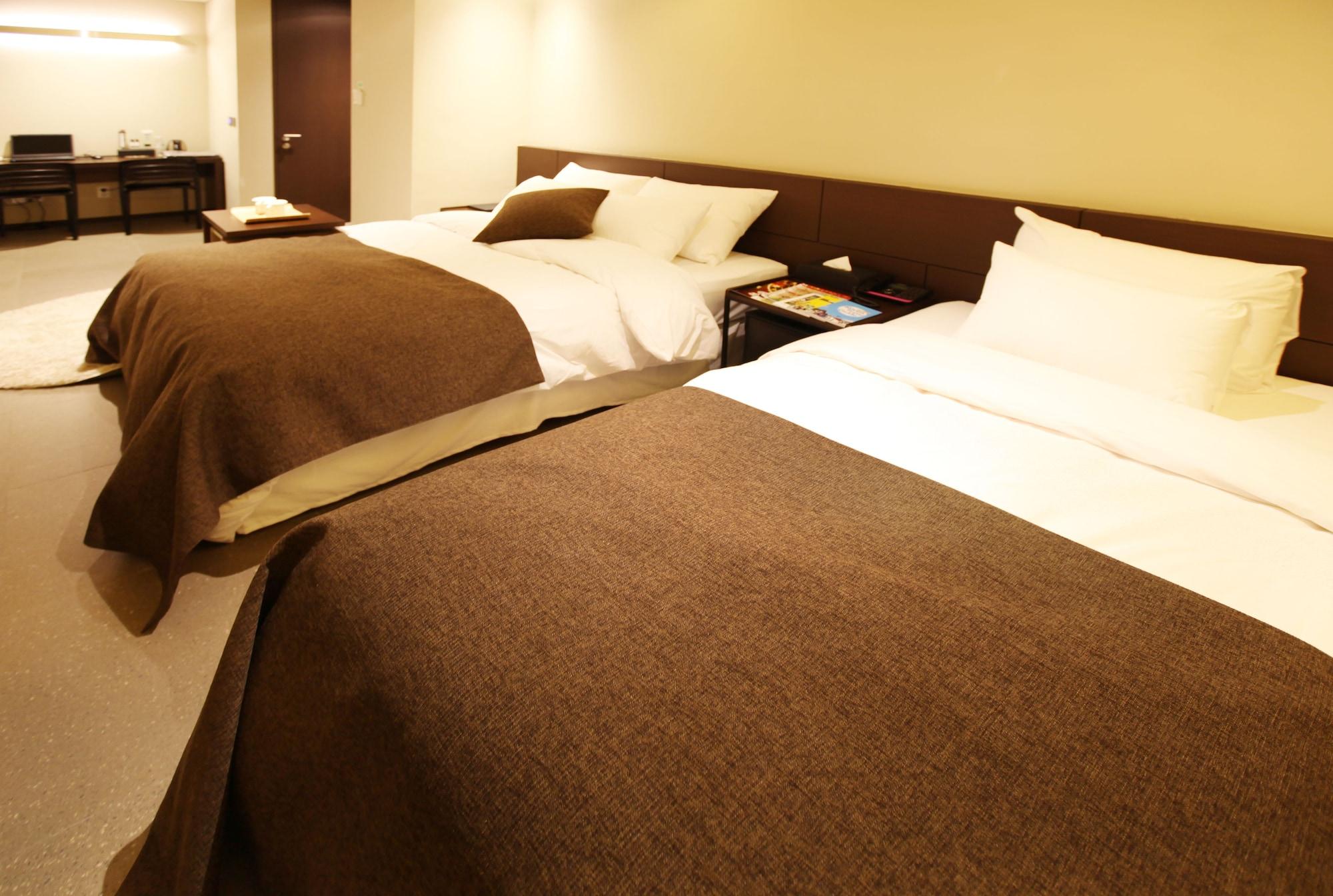 Hotel Vine Сеонгнам Екстериор снимка