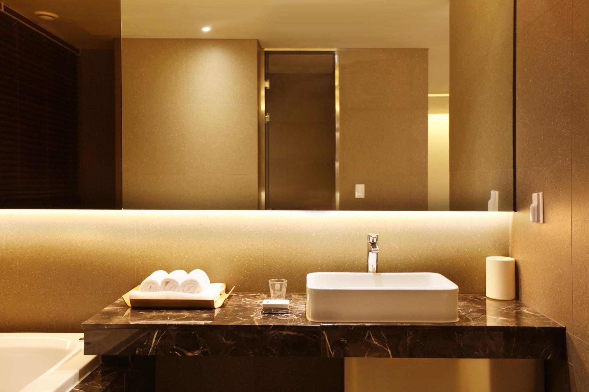 Hotel Vine Сеонгнам Екстериор снимка