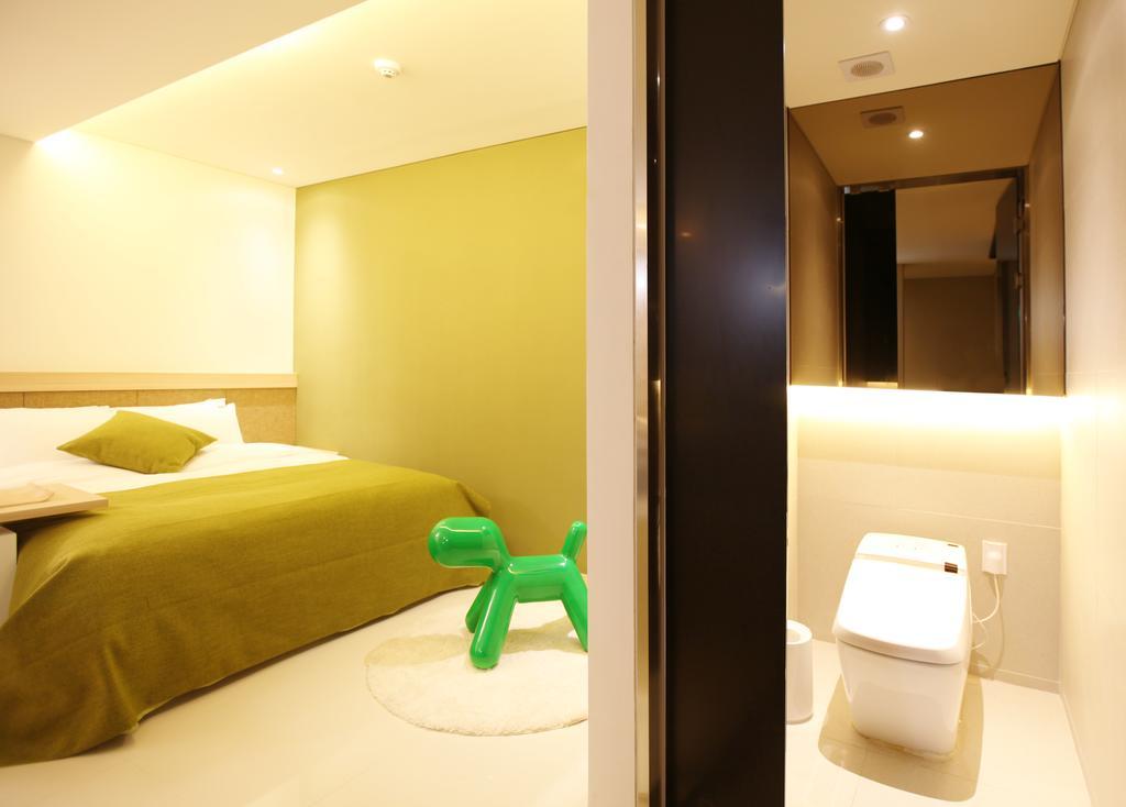 Hotel Vine Сеонгнам Екстериор снимка